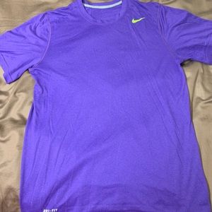 Nike Dri-Fit Legend Shirt Purple Volt-Men’s Medium